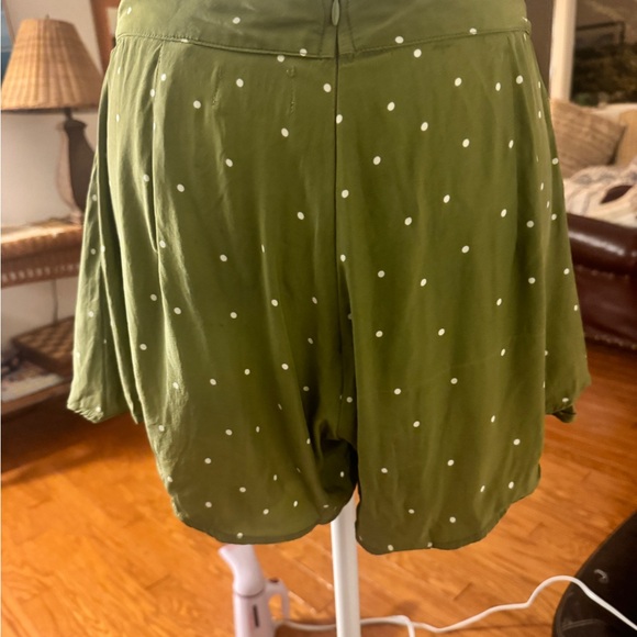 SIR THE LABEL Elsa SHORTS polka dot olive size 2 (US 6). - Picture 6 of 12